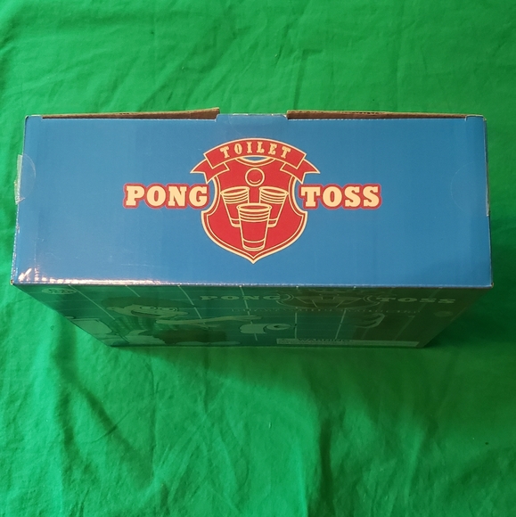 Toilet Pong Toss Game New Open Box - Picture 2 of 3